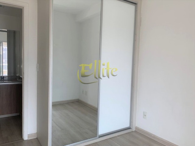 Apartamento para alugar com 1 quarto, 47m² - Foto 9