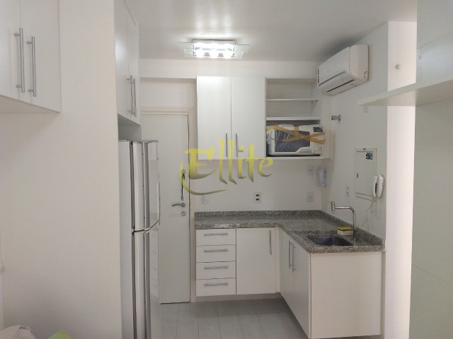 Apartamento à venda com 1 quarto, 30m² - Foto 5