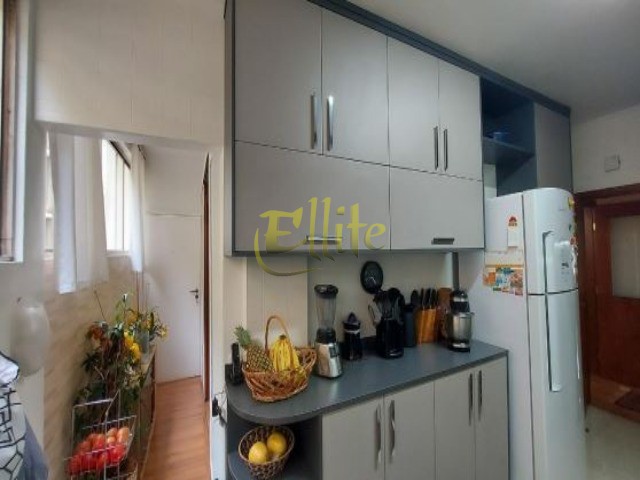 Apartamento à venda com 3 quartos, 157m² - Foto 11