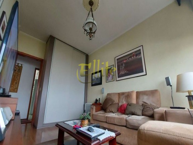 Apartamento à venda com 3 quartos, 157m² - Foto 4