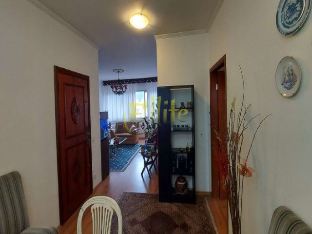 Apartamento à venda com 3 quartos, 157m² - Foto 8