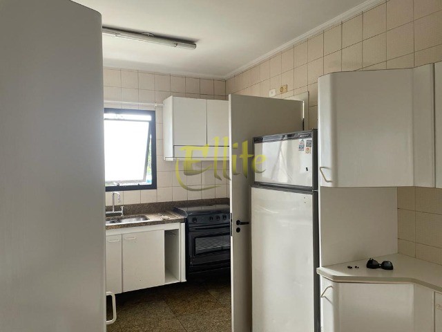 Apartamento à venda com 4 quartos, 143m² - Foto 6