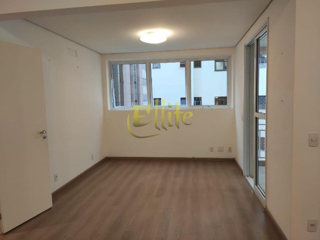 Apartamento para alugar com 2 quartos, 112m² - Foto 4