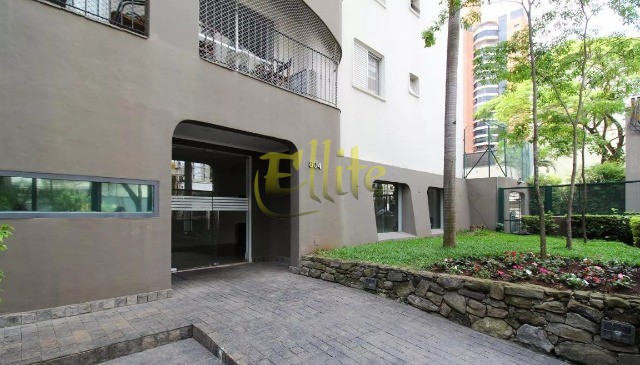 Apartamento para alugar com 1 quarto, 46m² - Foto 11