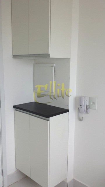 Apartamento para alugar com 2 quartos, 65m² - Foto 10