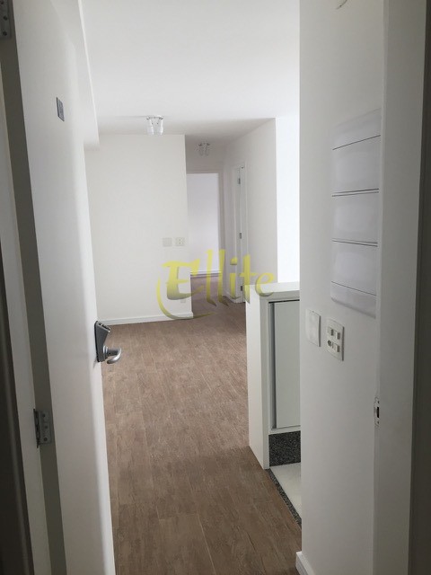 Apartamento para alugar com 2 quartos, 65m² - Foto 3