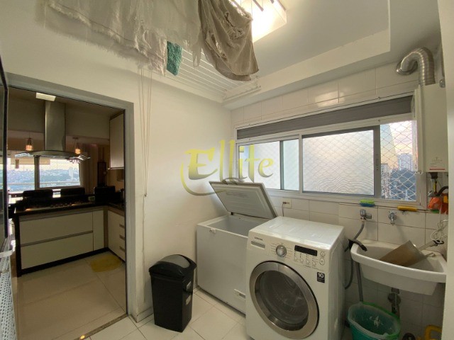 Apartamento à venda com 3 quartos, 117m² - Foto 13