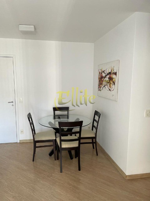 Apartamento para alugar com 2 quartos, 58m² - Foto 13