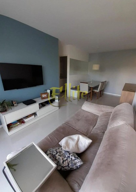 Apartamento à venda com 2 quartos, 59m² - Foto 2