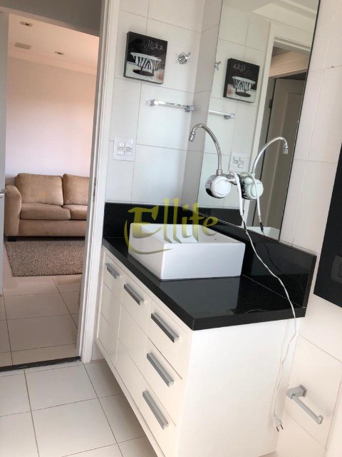 Apartamento à venda com 2 quartos, 60m² - Foto 11