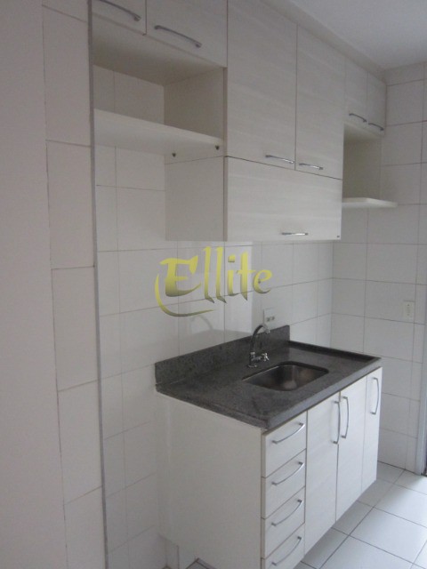 Apartamento à venda com 2 quartos, 75m² - Foto 4