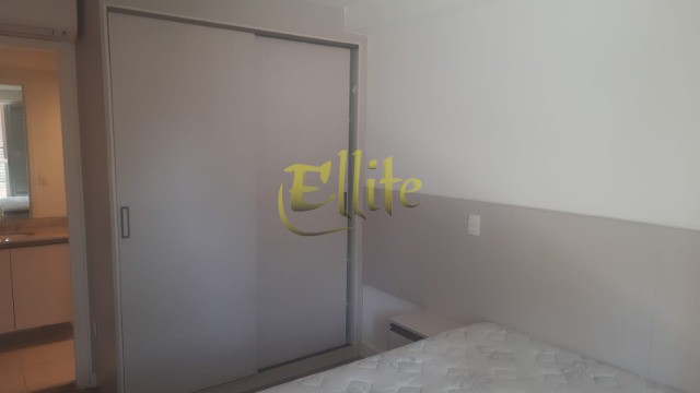 Apartamento para alugar com 2 quartos, 64m² - Foto 11