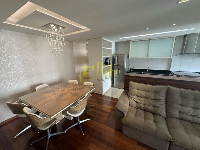 Apartamento à venda com 2 quartos, 74m² - Foto 2