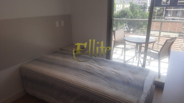 Apartamento para alugar com 2 quartos, 64m² - Foto 17