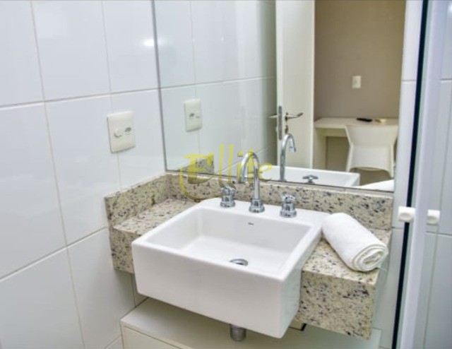 Apartamento à venda com 2 quartos, 80m² - Foto 39