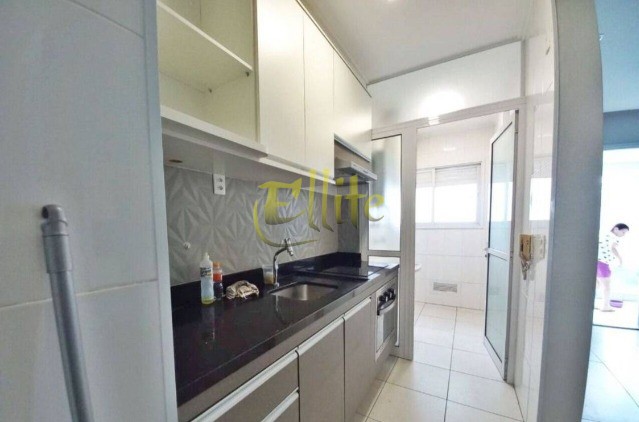 Apartamento para alugar com 1 quarto, 50m² - Foto 6