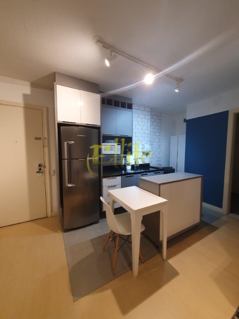 Apartamento para alugar com 1 quarto, 42m² - Foto 5