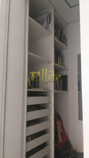 Apartamento à venda com 1 quarto, 60m² - Foto 11