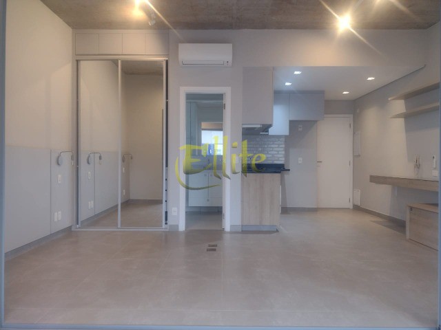 Apartamento para alugar com 1 quarto, 45m² - Foto 7