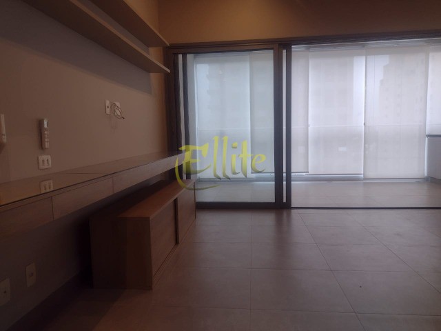 Apartamento para alugar com 1 quarto, 45m² - Foto 2