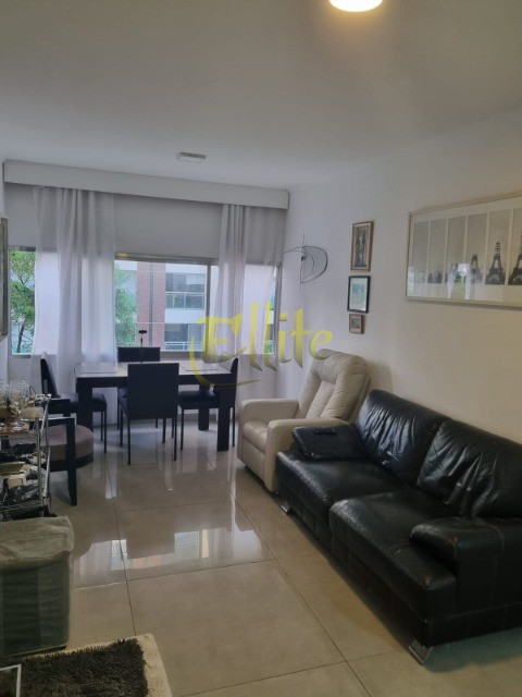 Apartamento à venda com 1 quarto, 54m² - Foto 2