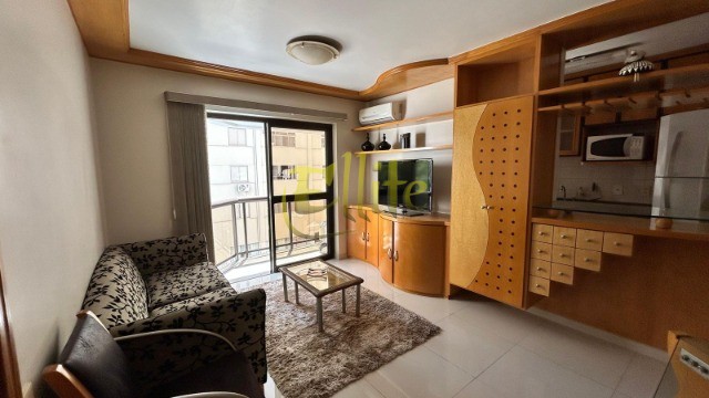 Apartamento para alugar com 2 quartos, 62m² - Foto 5