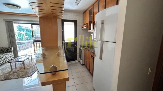 Apartamento para alugar com 2 quartos, 62m² - Foto 12