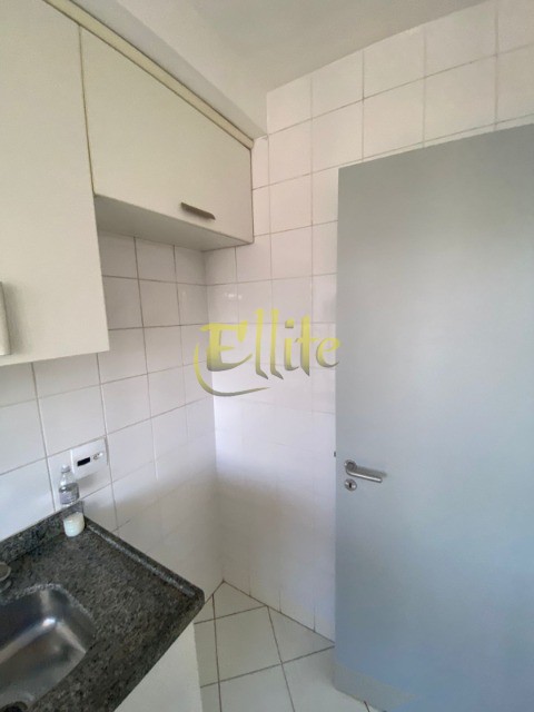 Apartamento para alugar com 1 quarto, 42m² - Foto 14