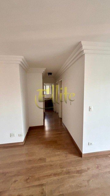 Apartamento à venda com 3 quartos, 64m² - Foto 8