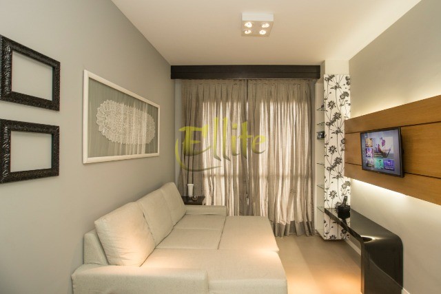 Apartamento para alugar com 2 quartos, 55m² - Foto 4