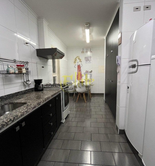 Apartamento à venda com 2 quartos, 107m² - Foto 8