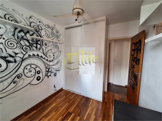 Apartamento para alugar com 2 quartos, 65m² - Foto 12