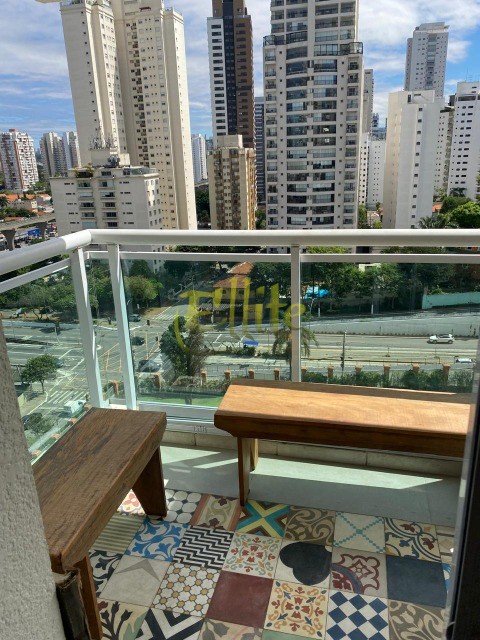 Apartamento para alugar com 1 quarto, 49m² - Foto 12