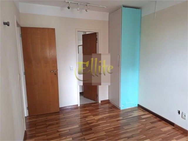 Apartamento para alugar com 2 quartos, 65m² - Foto 9