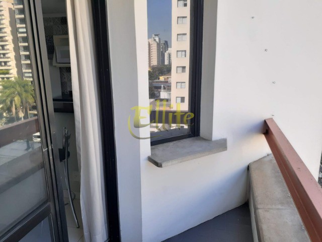 Apartamento para alugar com 1 quarto, 70m² - Foto 8