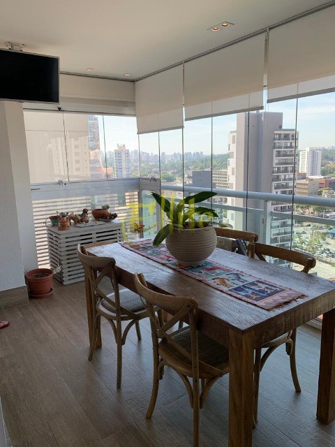 Apartamento para alugar com 2 quartos, 72m² - Foto 11