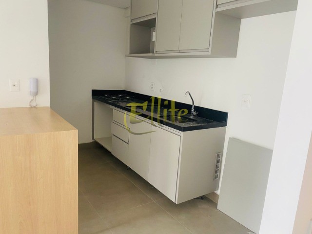 Apartamento para alugar com 1 quarto, 55m² - Foto 5