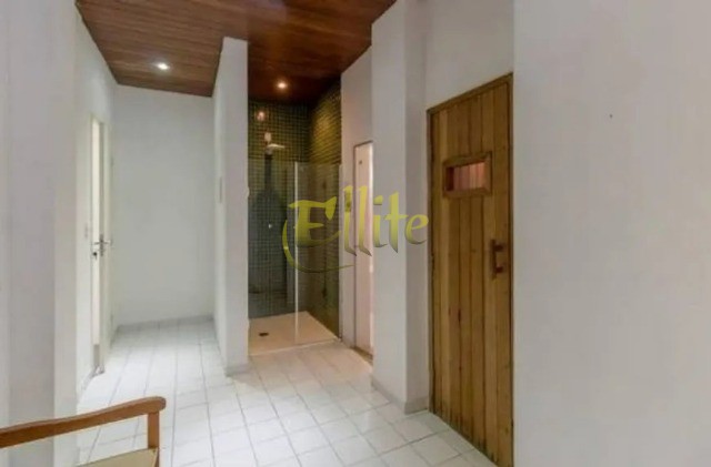 Apartamento para alugar com 2 quartos, 76m² - Foto 29