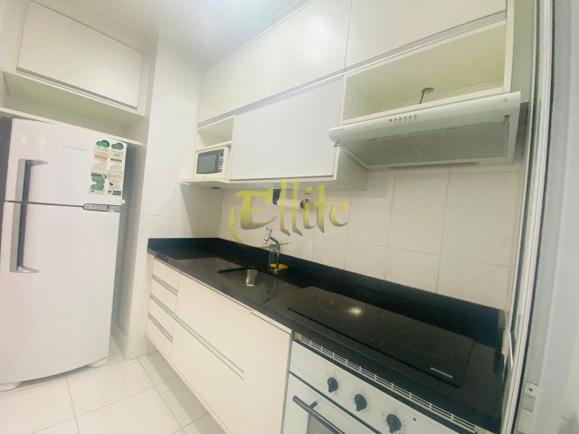 Apartamento para alugar com 2 quartos, 65m² - Foto 4