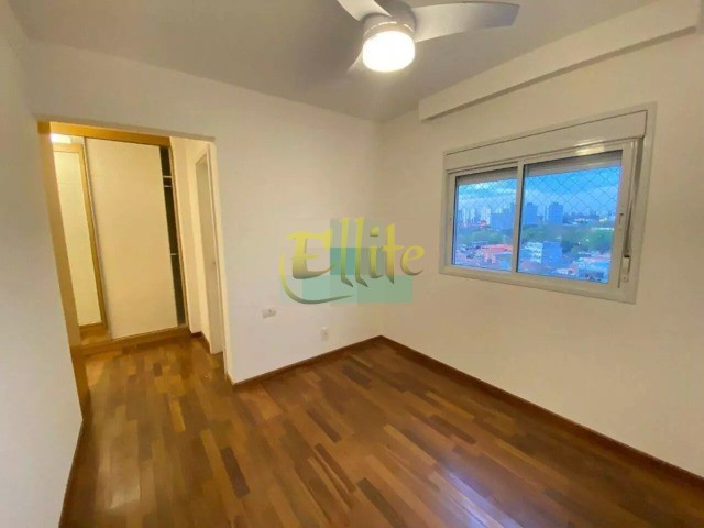 Apartamento à venda com 3 quartos, 130m² - Foto 11