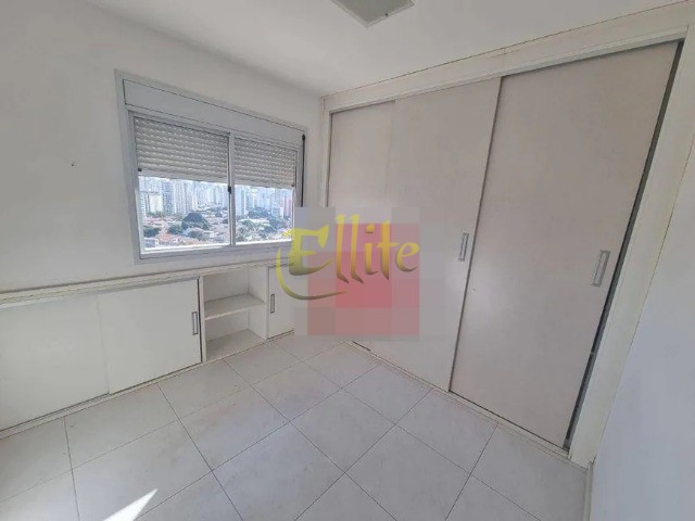 Apartamento para alugar com 1 quarto, 65m² - Foto 8