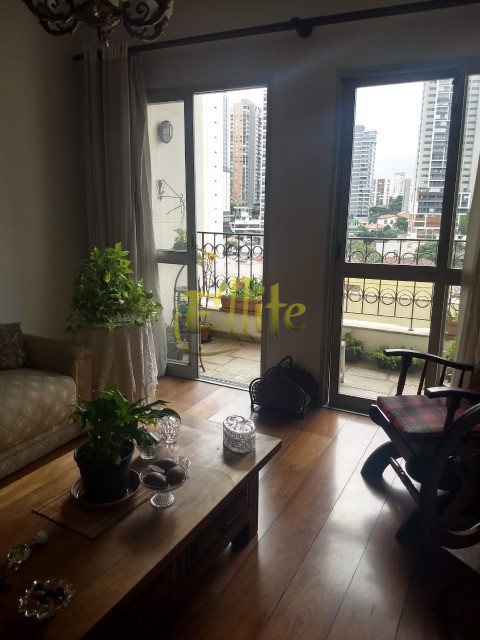 Apartamento para alugar com 3 quartos, 153m² - Foto 7