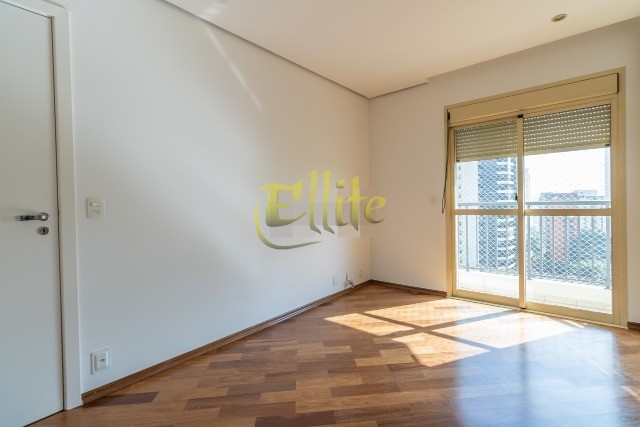 Apartamento à venda e aluguel com 3 quartos, 130m² - Foto 17