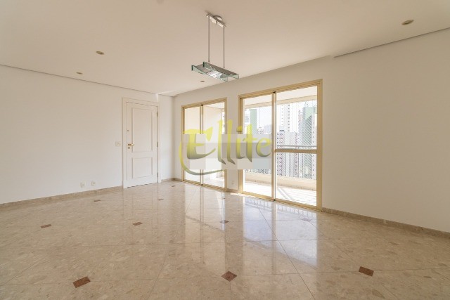 Apartamento à venda e aluguel com 3 quartos, 130m² - Foto 4