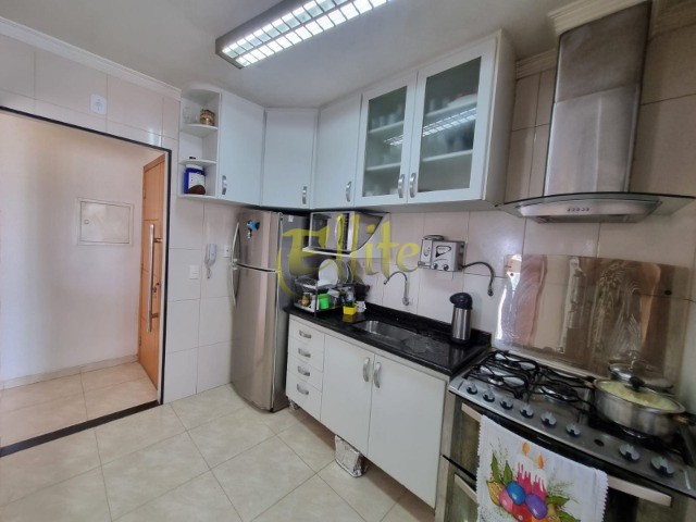 Apartamento à venda com 3 quartos, 81m² - Foto 8