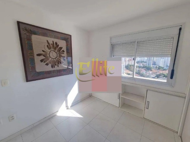 Apartamento para alugar com 1 quarto, 65m² - Foto 9