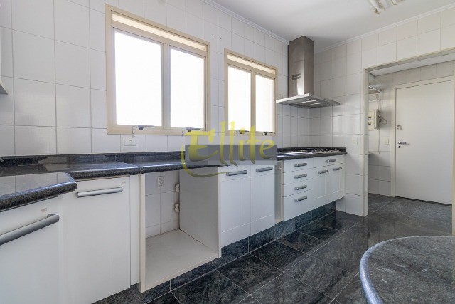 Apartamento à venda e aluguel com 3 quartos, 130m² - Foto 11