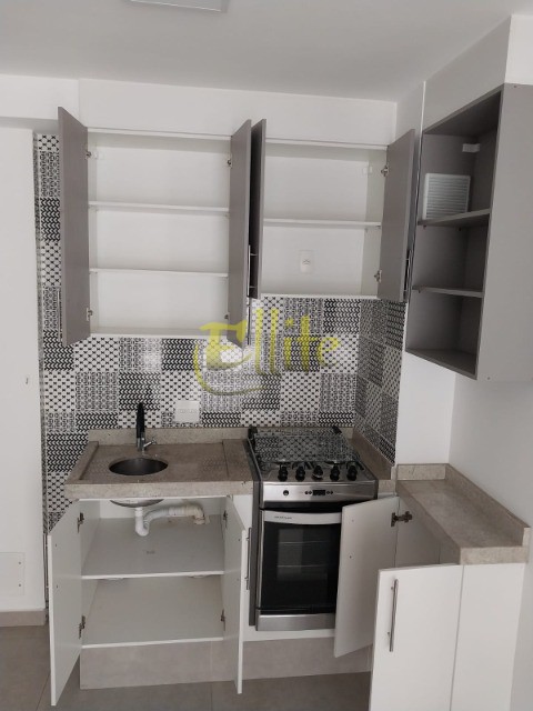 Apartamento à venda com 1 quarto, 36m² - Foto 13