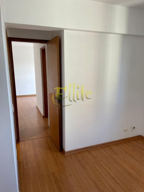 Apartamento para alugar com 2 quartos, 63m² - Foto 12