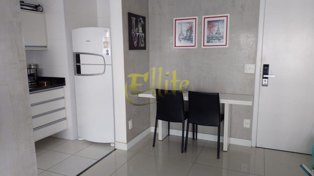 Apartamento para alugar com 1 quarto, 50m² - Foto 5